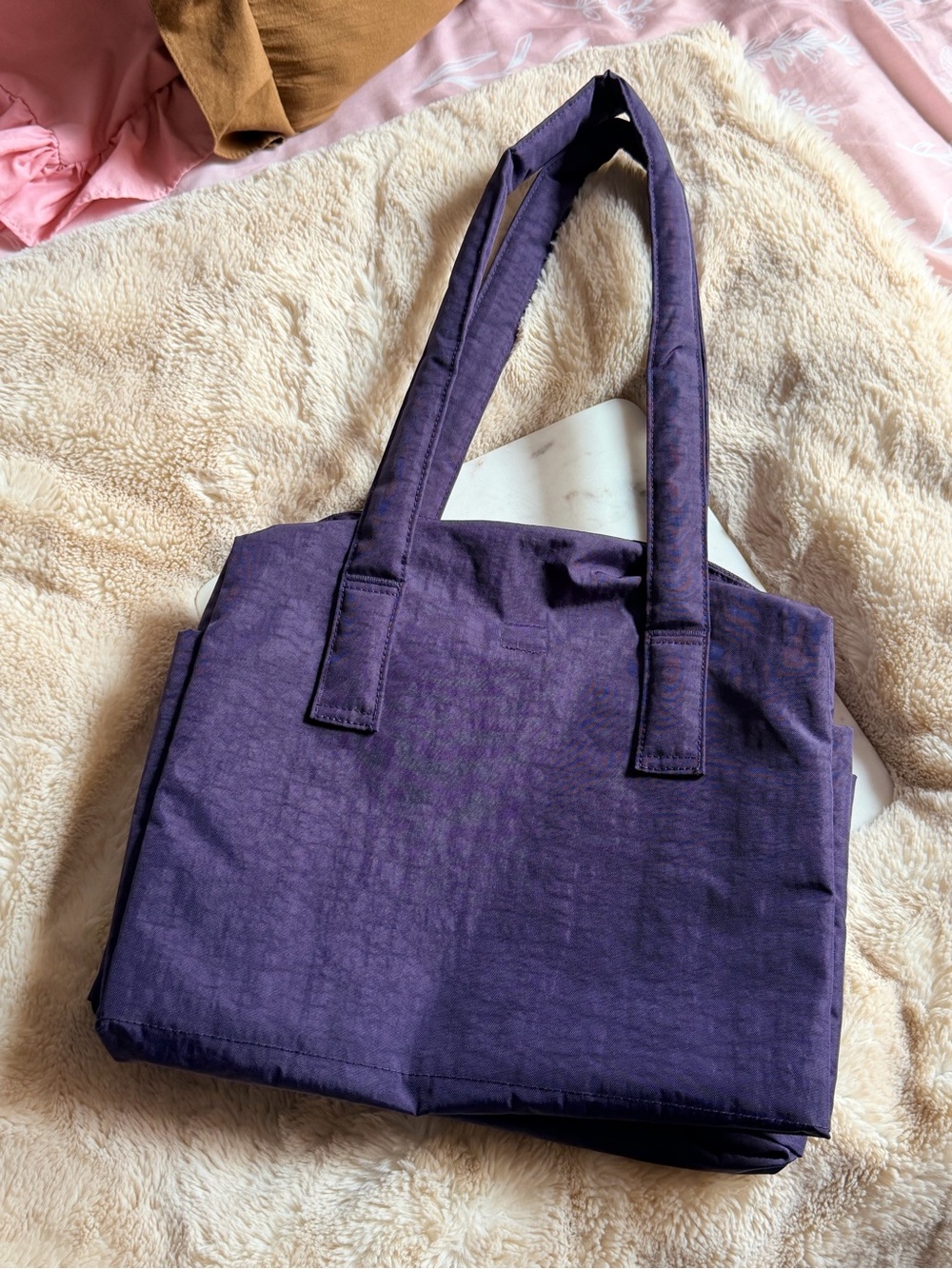 BAGGU Everyday Cloud Bag in Fig - Picture 2 of 2